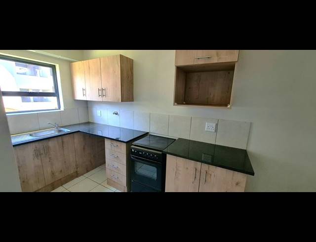 2 BEDROOM PROPERTY TO RENT IN KENLEAF